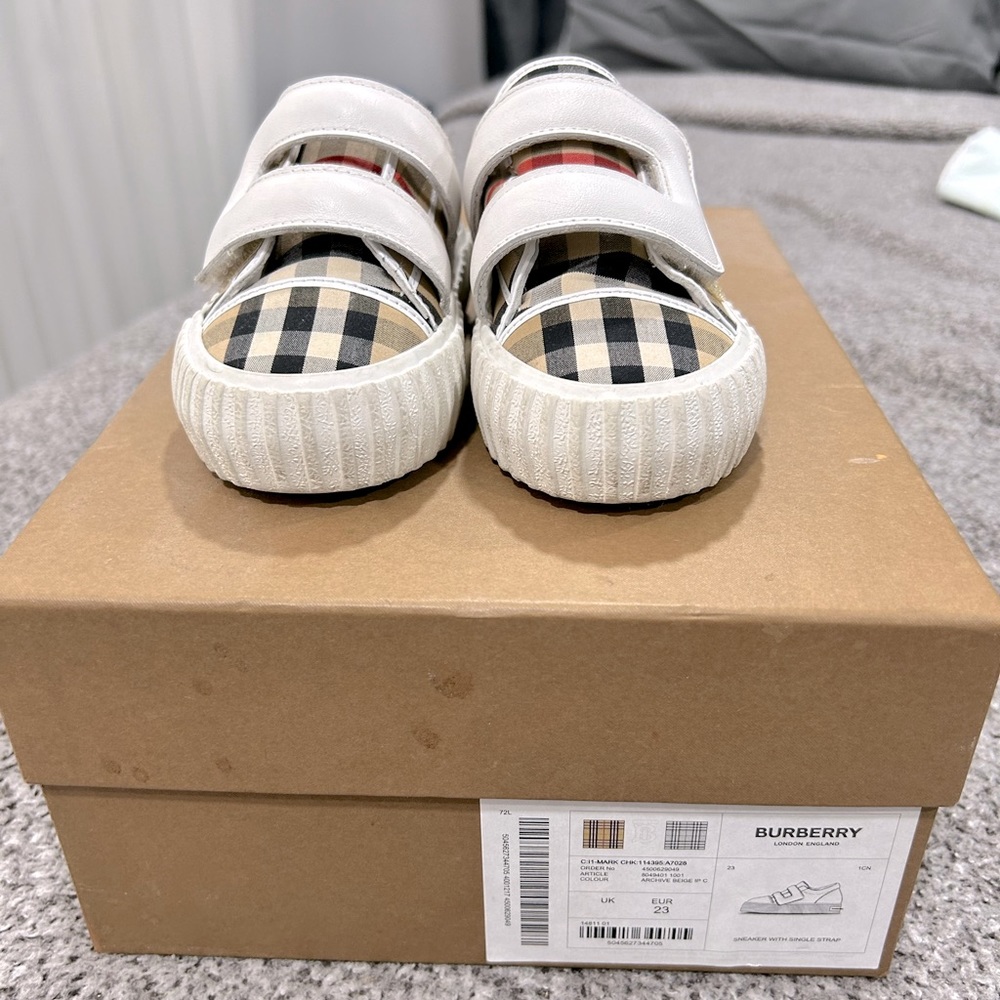 Burberry kids sneaker